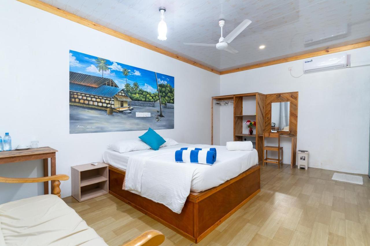 Leisure Inn Guest House Bodufolhudhoo Exterior photo